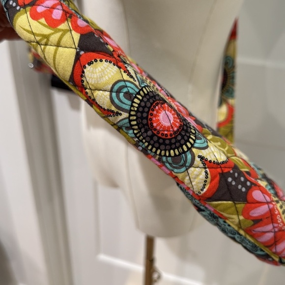 Vera Bradley Crossbody Bag Floral with Quilted Design With Packets - Picture 14 of 15